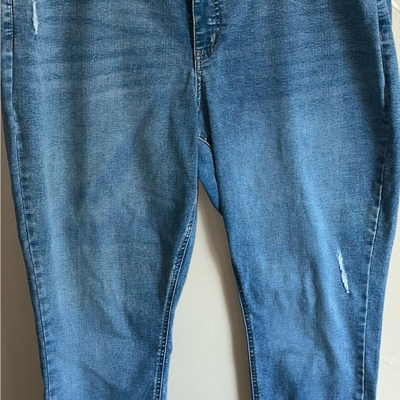 Ava & Viv Women's Blue Jeans - Picture 2 of 7